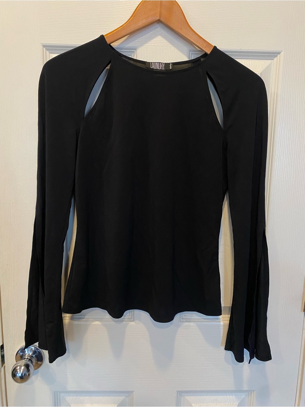 Laundry By Shelli Segal Black Long-Sleeve Cutout Tee